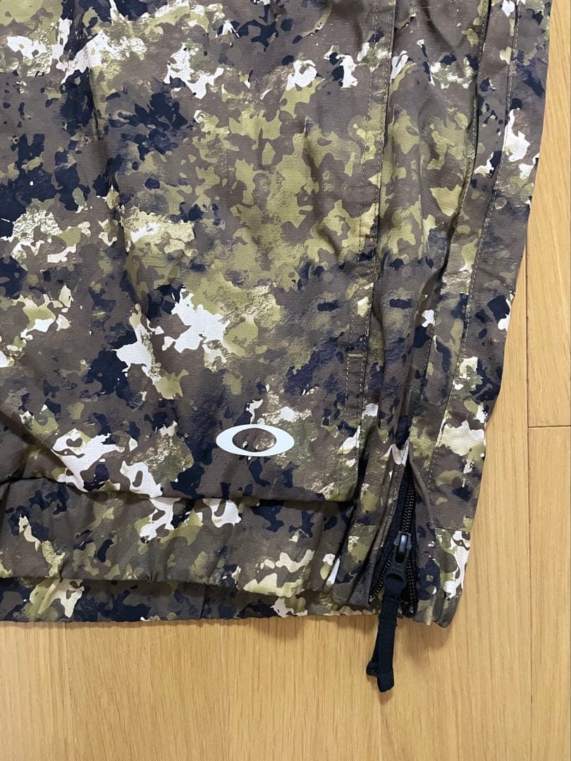 OAKLEYオークリー ゴルフジャケット メンズL 迷彩 防風 軽量 アウター