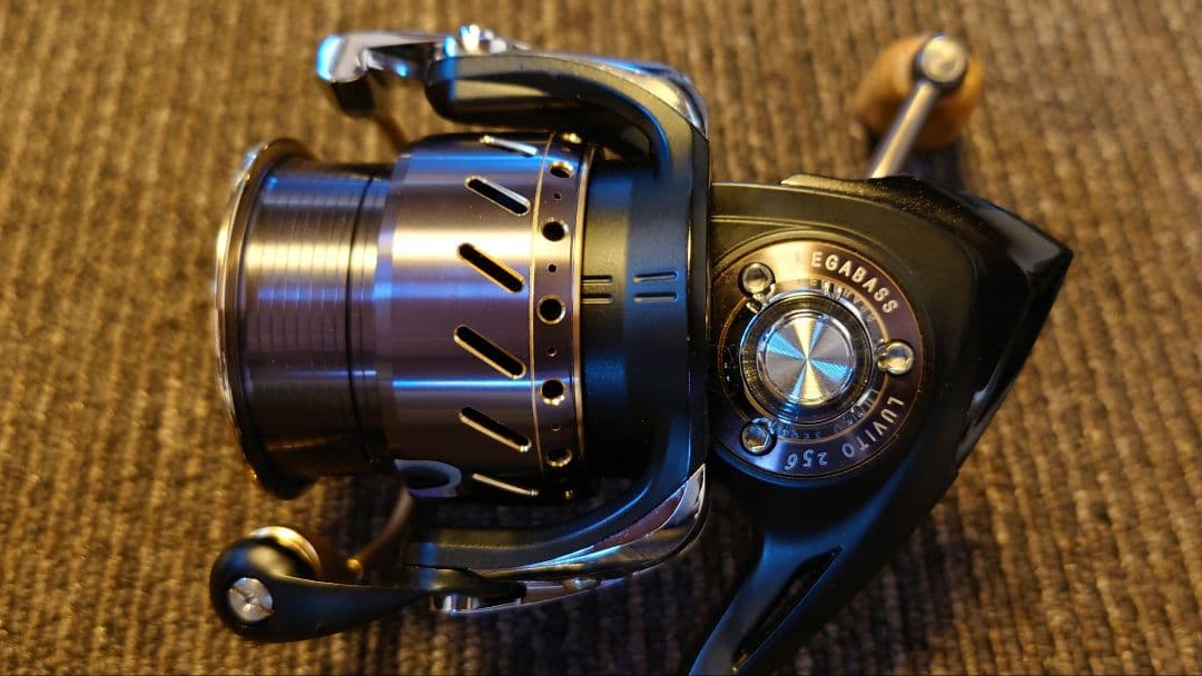 超希少美品 メガバス ラビット 256 SP-C 103 イグジスト