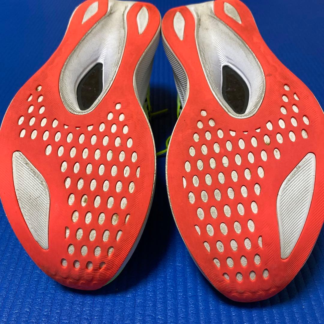 【中古】asics マジックスピード４　メンズ26.5 ワイド　イエロー