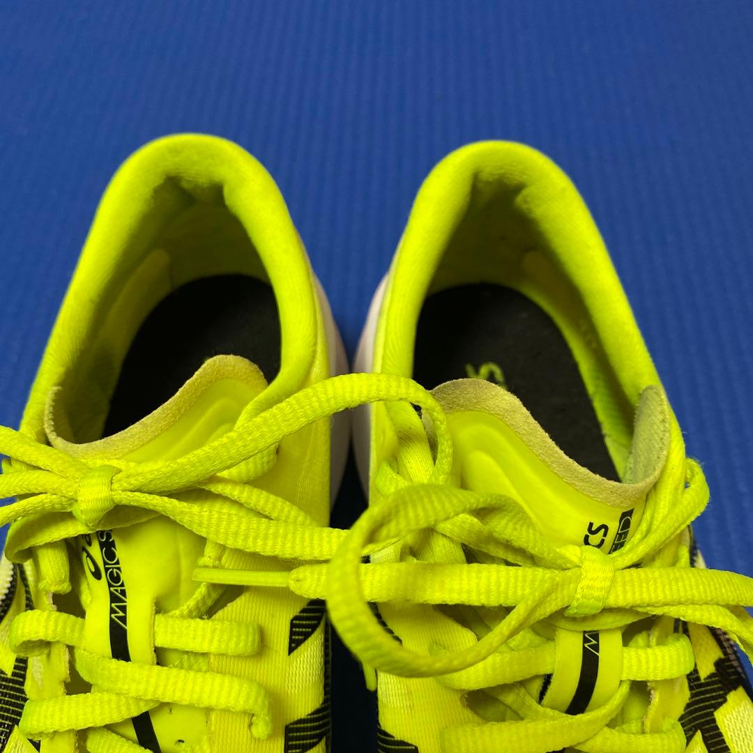 【中古】asics マジックスピード４　メンズ26.5 ワイド　イエロー