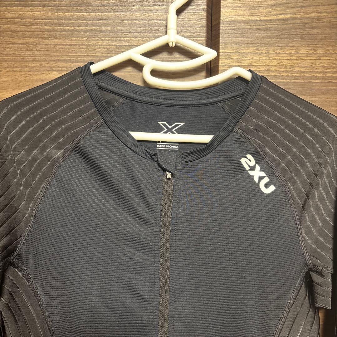 2XU AERO SLEEVED TRISUIT ブラック/ホワイト M
