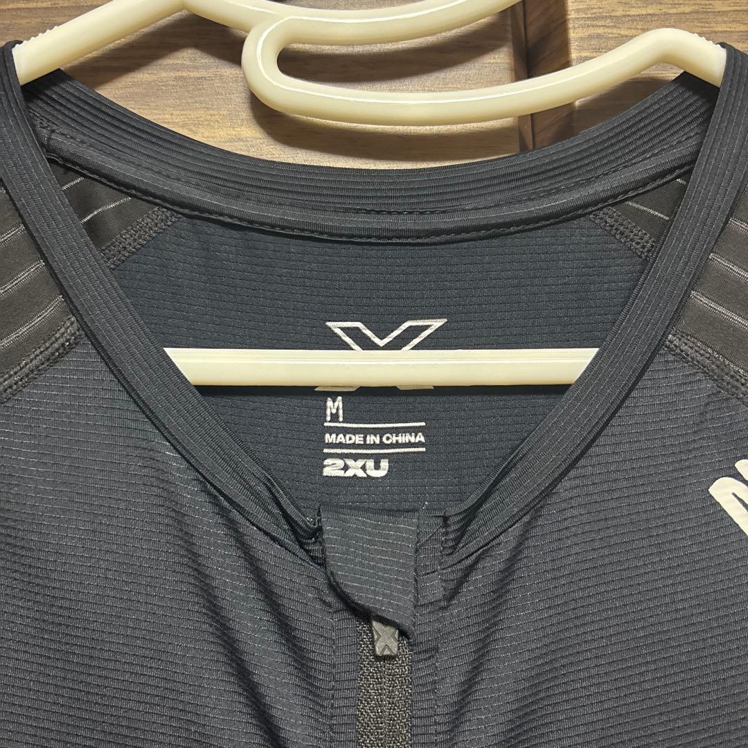 2XU AERO SLEEVED TRISUIT ブラック/ホワイト M