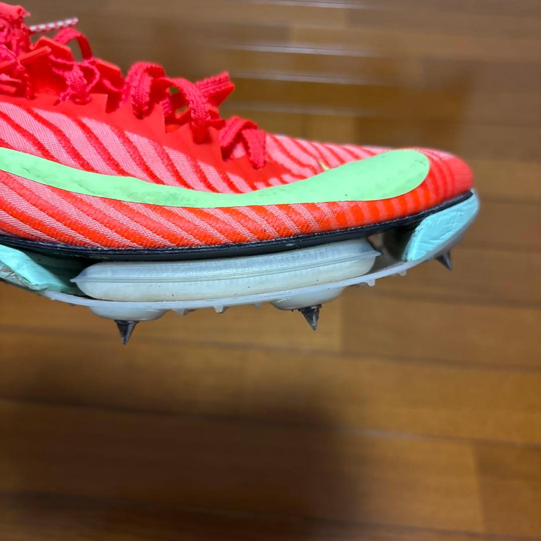 NIKE マックスフライ2