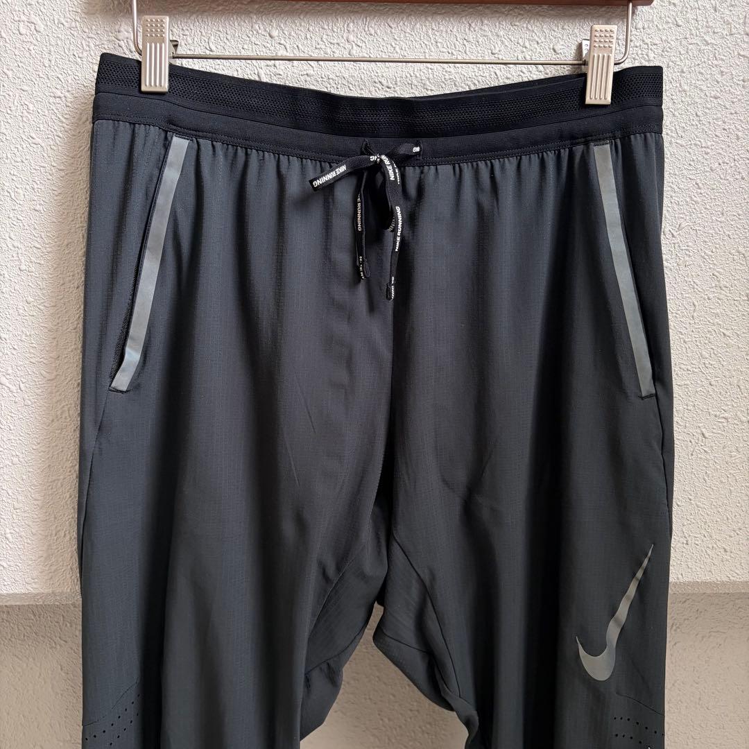 NIKE スウィフト ナイキ ランニングパンツ BV4810-010 極美品