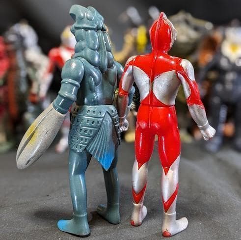 ウルトラＱ・ウルトラマン＆登場怪獣・宇宙人（バンダイ）ソフビ13体セット