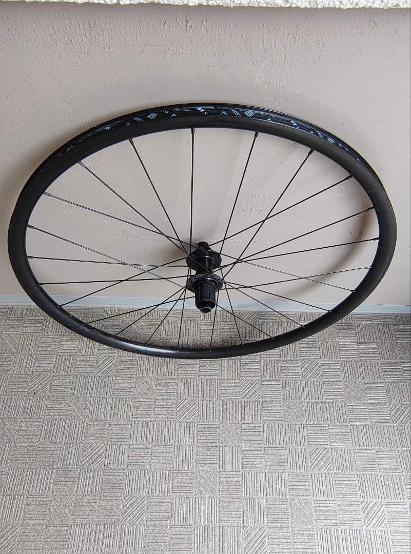 Bontrager Paradigm TLR ホイール前後セット