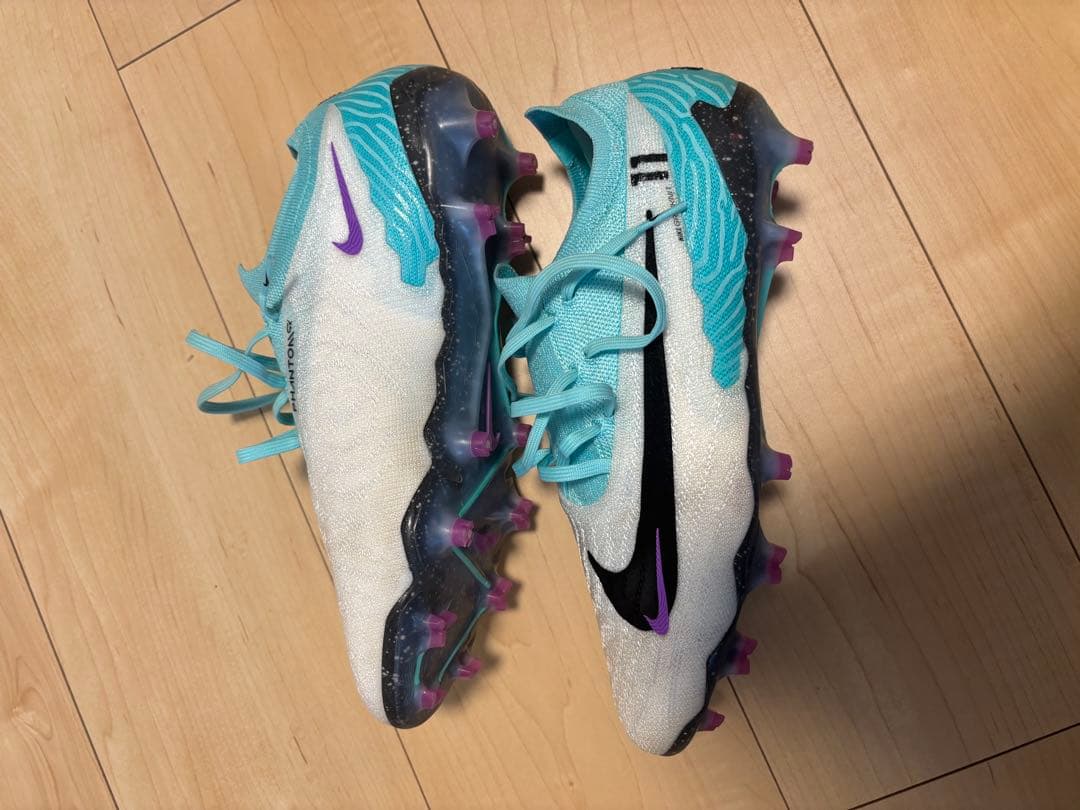NIKEファントムGX FG 25.5cm