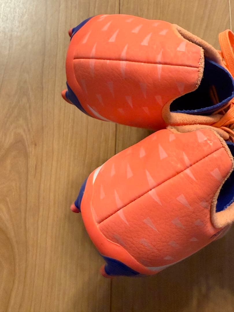 キッズ プレデター LEAGUE HG/AG / 土・人工芝用 adidas