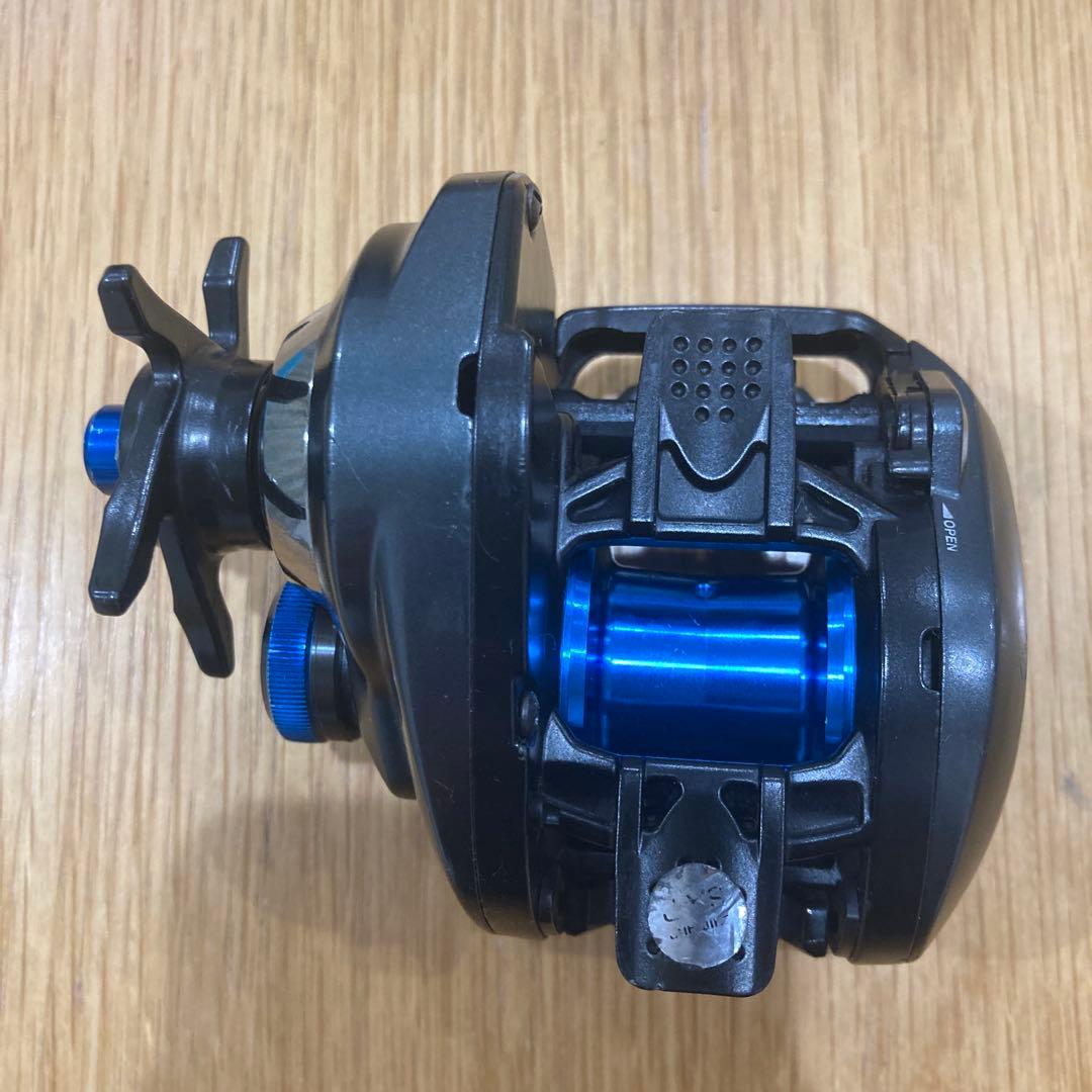 20 SLX DC 70XG ベイトリール　シマノ　ハンドル無し