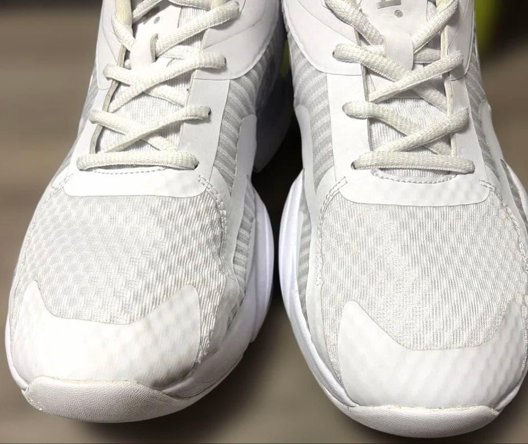 【正規品】ZUMBA ホワイトスニーカーUS9.5