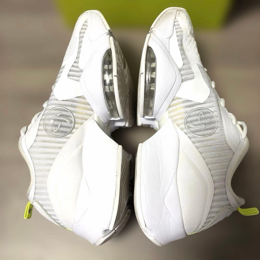【正規品】ZUMBA ホワイトスニーカーUS9.5
