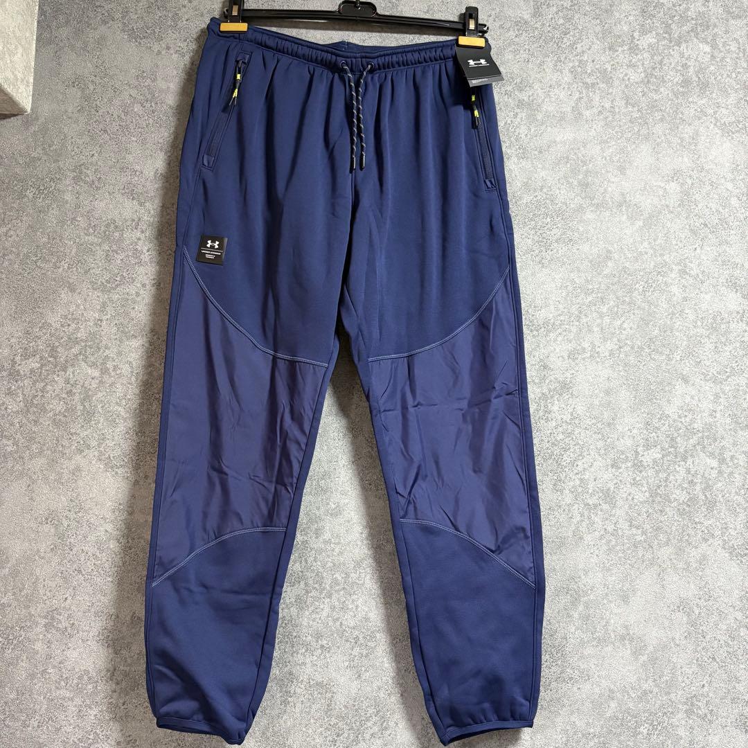 新品　アンダーアーマー 暖かロゴ入りセットアップ「XXLサイズ」