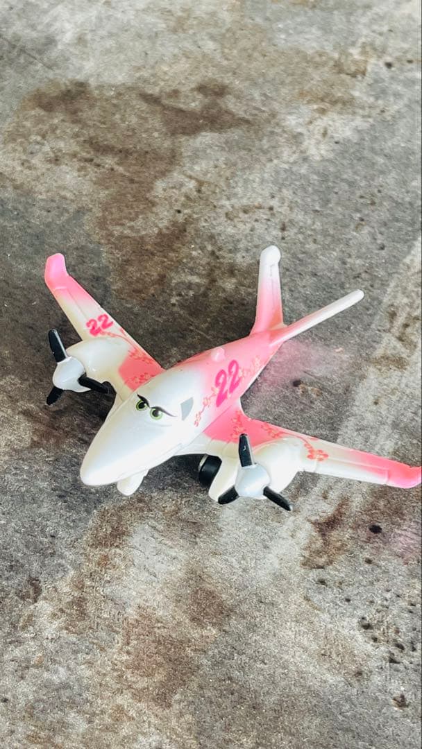 カーズ　飛行機 8機セット