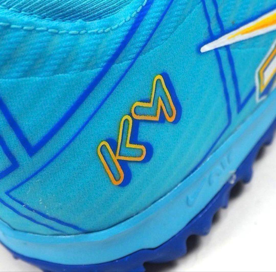 新品 NIKE ズーム スーパーフライ 9 KM TF エムバペモデル 26.5