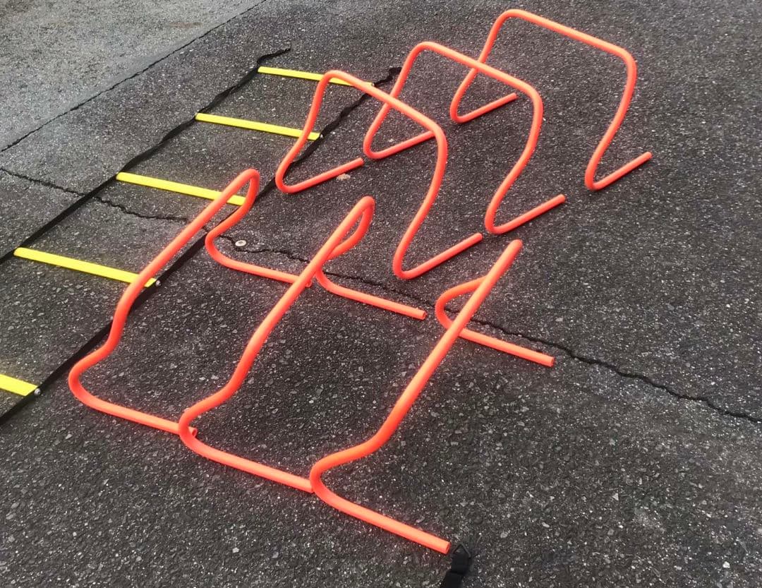 トレーニングラダーとハードルセット