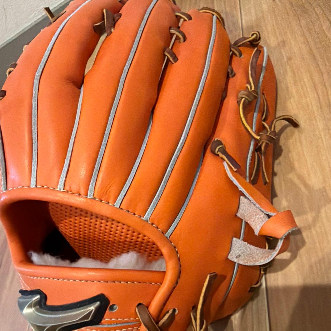 Mizuno Global Elite オレンジ グローブ