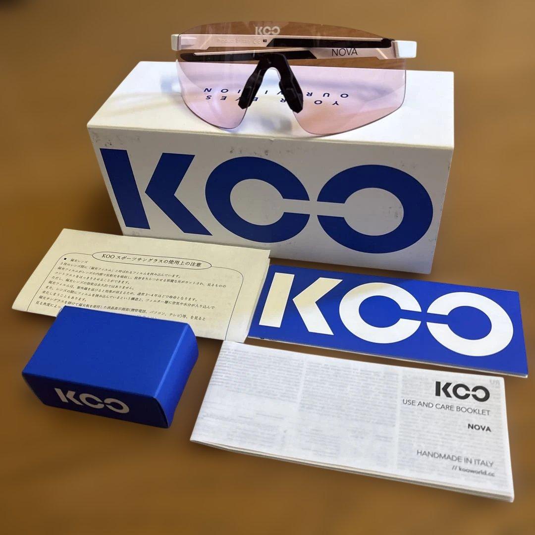 KOOクー ノバ ホワイト マット フォトクロミック ピンク 調光サングラス