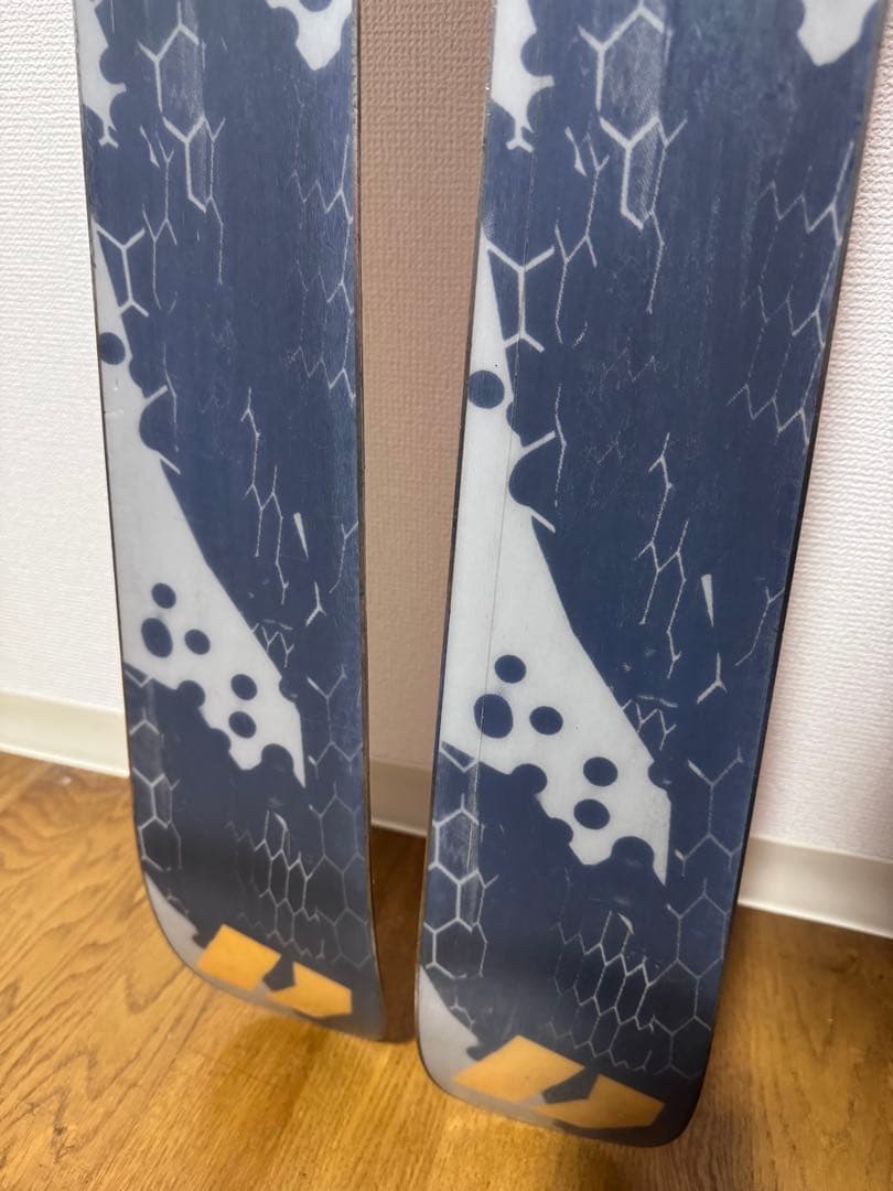 スキー ARMADA EDOLLO 168cm