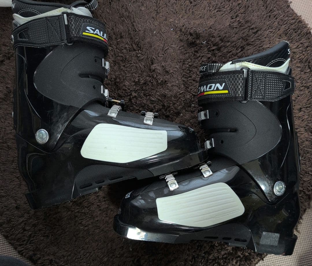 SALOMON　スキーブーツ26.5cm
