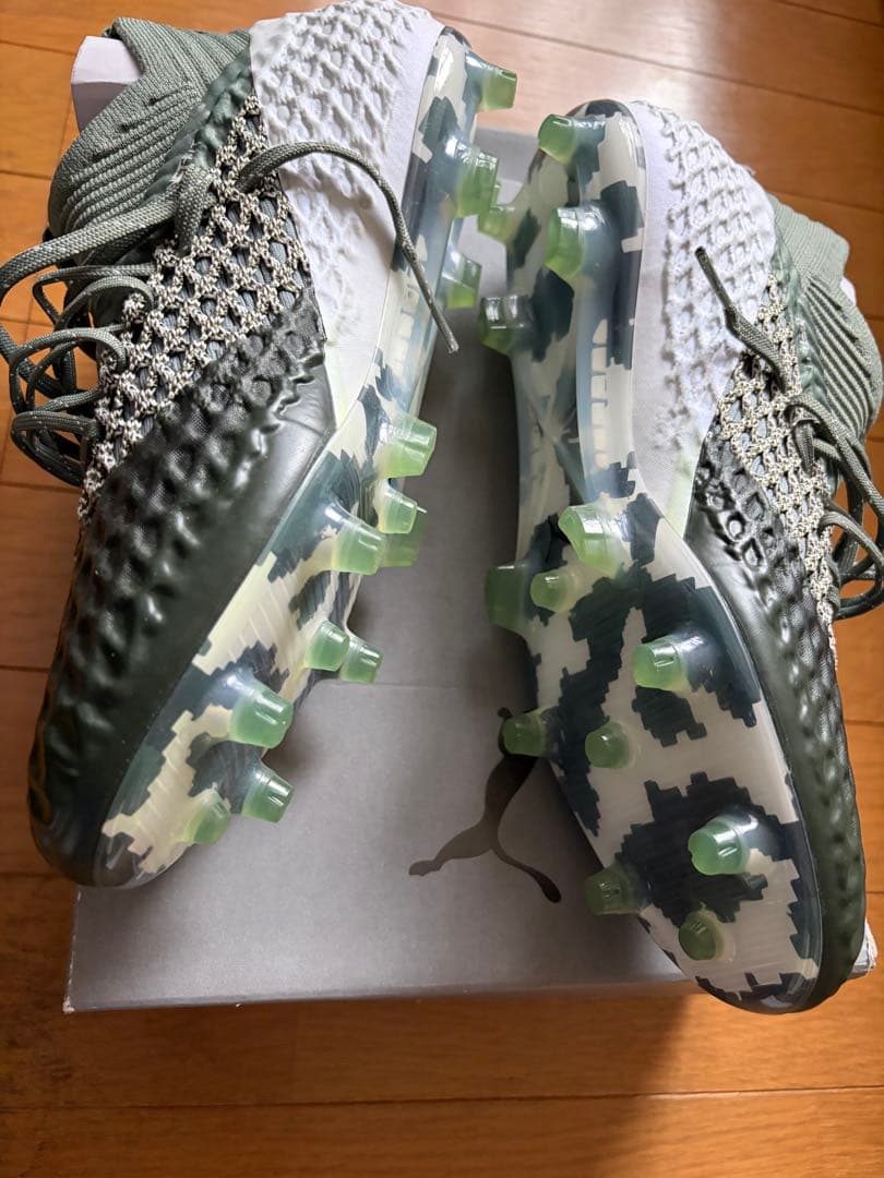 プーマ　PUMA FUTURE 2.1 NETFIT FG/AG 26cm