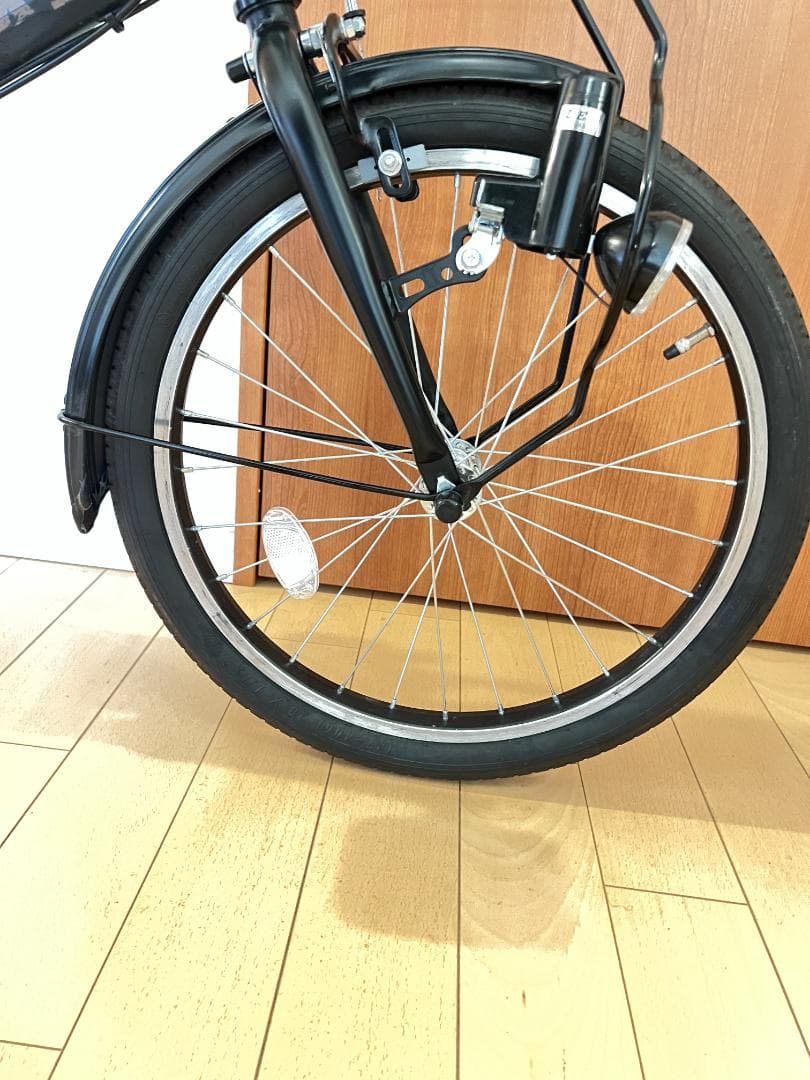 丸石サイクル ロキシー折たたみ自転車　２０インチ　６段変速　引取専用