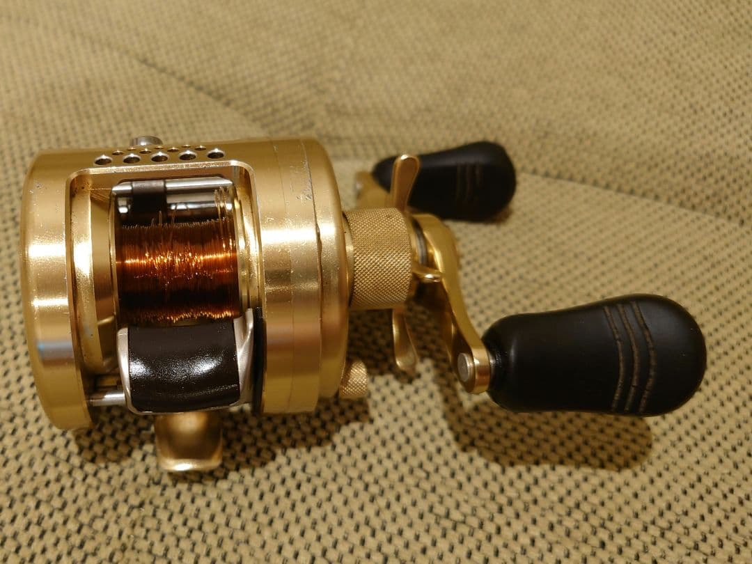リール 01 CALCUTTA CONQUEST100