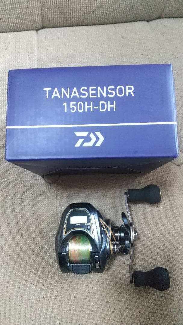 Daiwa TANASENSOR 150H-DH 両軸リール 箱付き