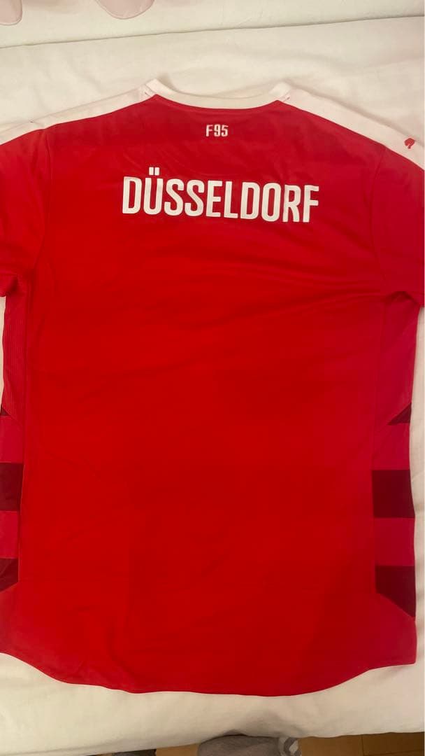 Puma Düsseldorf サイン入りジャージ F95