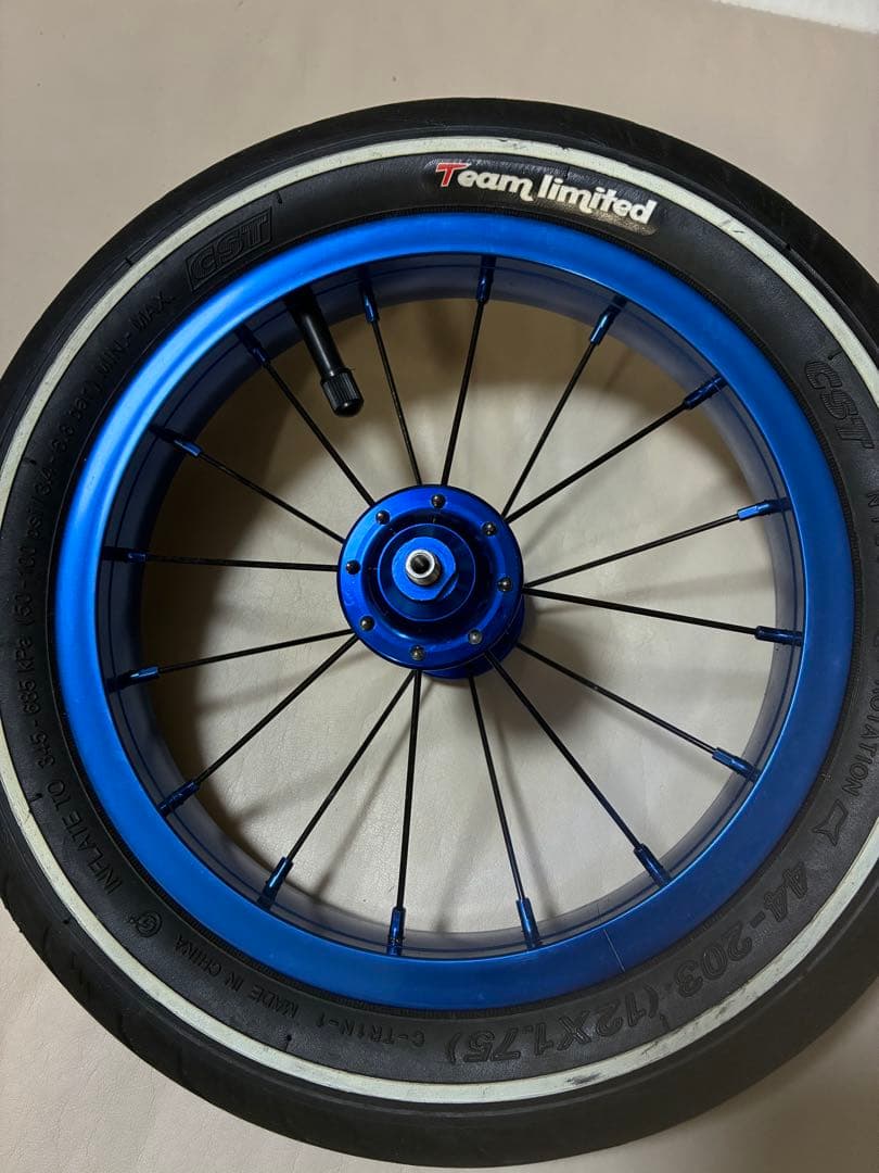 DADDYLAB X-WHEELPRO ブルー (タイヤ付、ベアリング交換済)