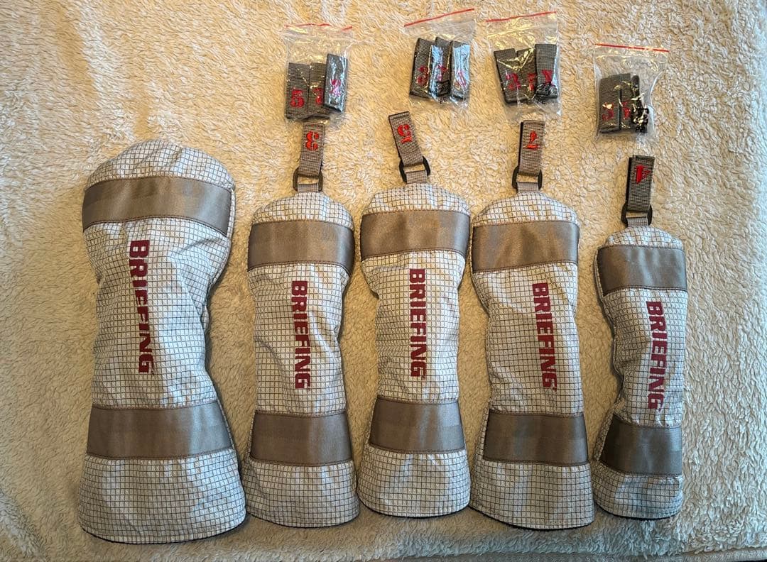 BRIEFING キャディバッグ スタンド式　限定品　ヘッドカバー付