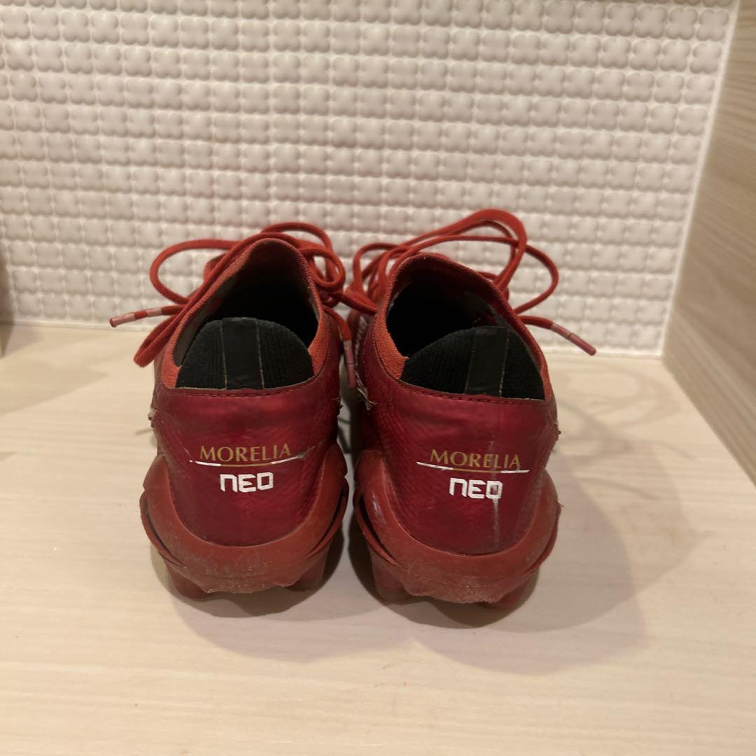 Mizuno Morelia NEO サッカーシューズ レッド