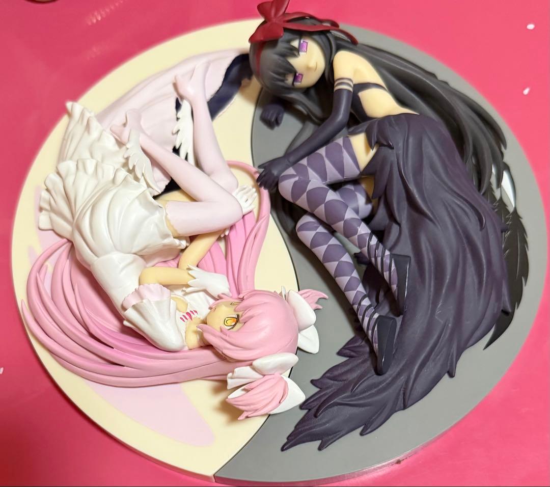 激レアSQ魔法少女まどか☆マギカ悪魔ほむら&アルティメットまどかフィギュアセット