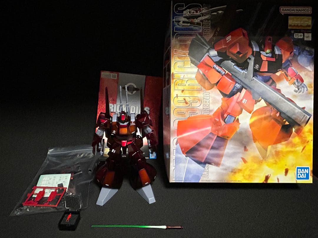 MGリックディアスクワトロ機　キャンディーグラデーション塗装完成品
