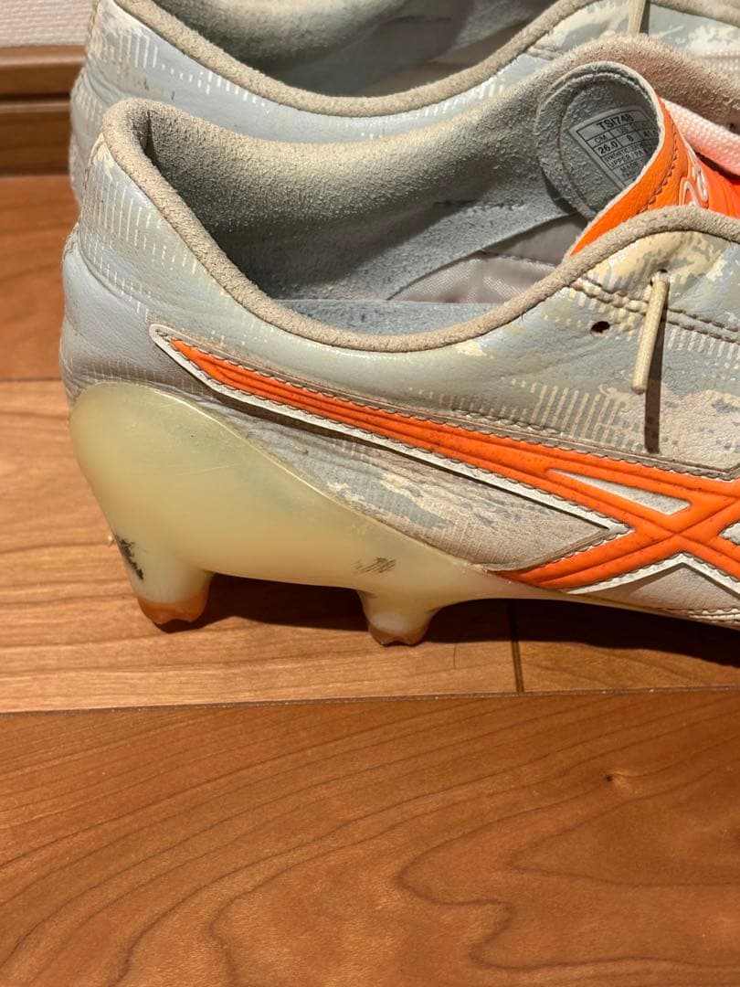 吉岡雅和選手　実使用品　ASICS サッカーシューズ サイン入り