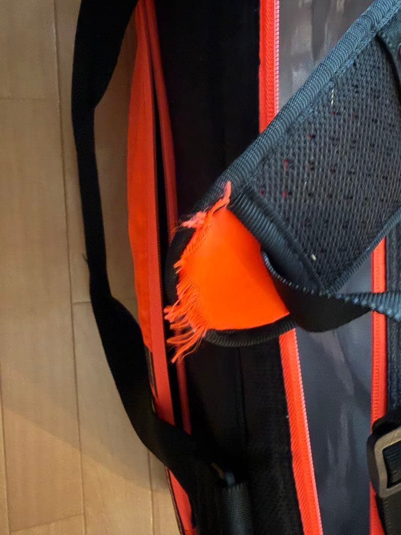 adidas バドミントンバッグ 黒/オレンジ