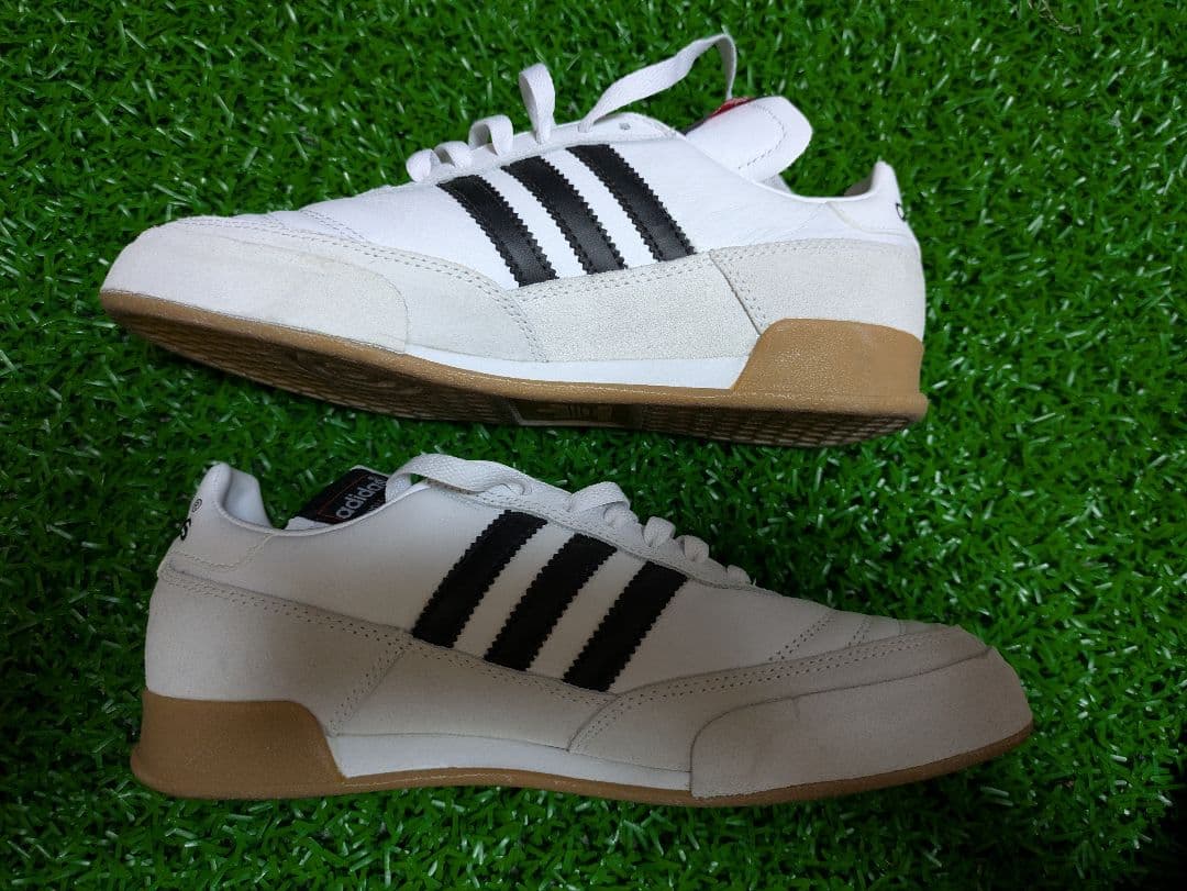 adidas 　MUNDIAL GOAL
