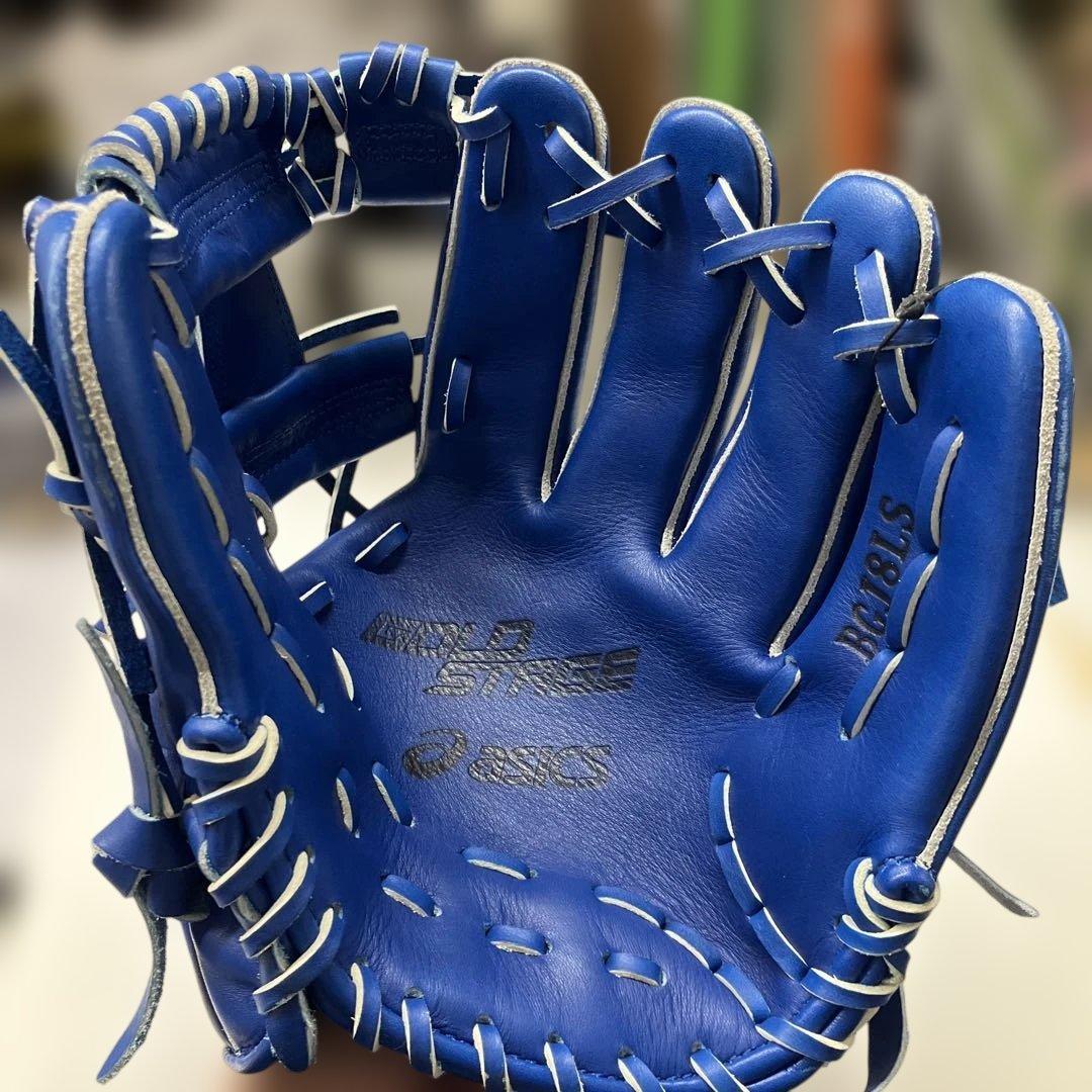 軟式グローブ 青