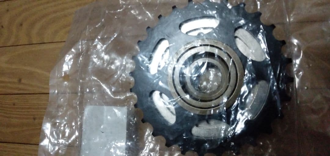 シマノ　MF-HG37　7速　❇13T-28T　ボスフリー