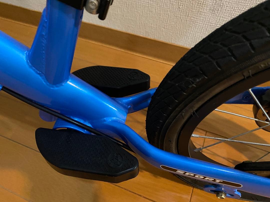 ストライダー14x 送料込み・匿名配送 【純正スタンド & おまけ付き】