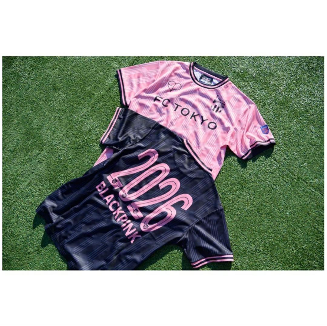 FC東京 × BLACKPINK コンフィットTシャツ　ピンク