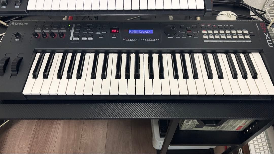 Yamaha MX 49鍵シンセサイザー