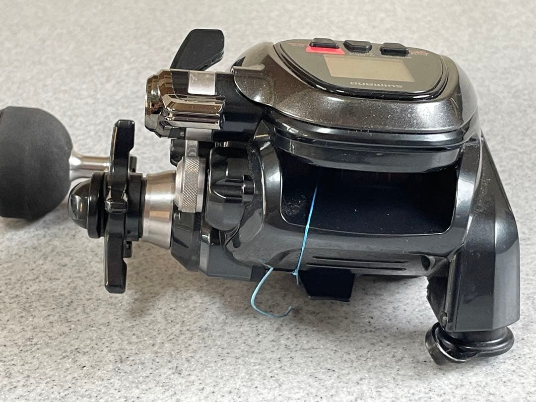 み*つ様 SHIMANO MUTEKI motor PLAYS3000 電動リー
