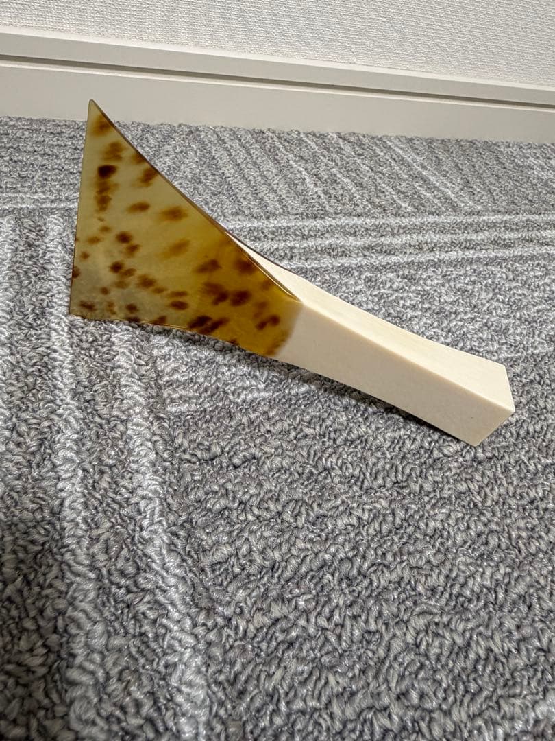 高山製/津軽三味線鼈甲バチ ベージュ 茶色　最高級手元