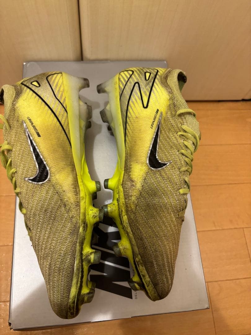 Nike マーキュリアルサッカースパイク