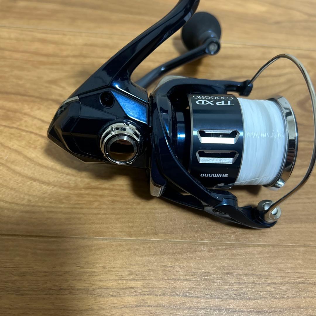 美品　シマノ　21 ツインパワーXD C3000HG