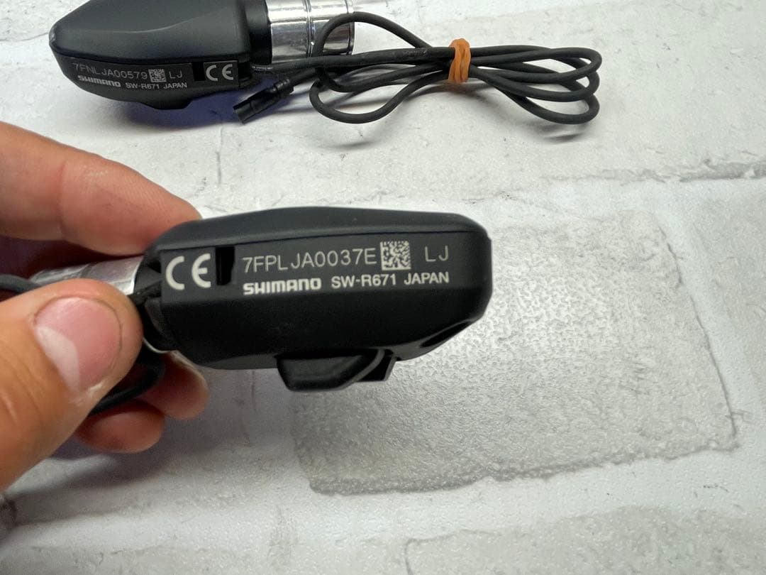 シマノ　SW-R671 TT di2 11速　バーコン