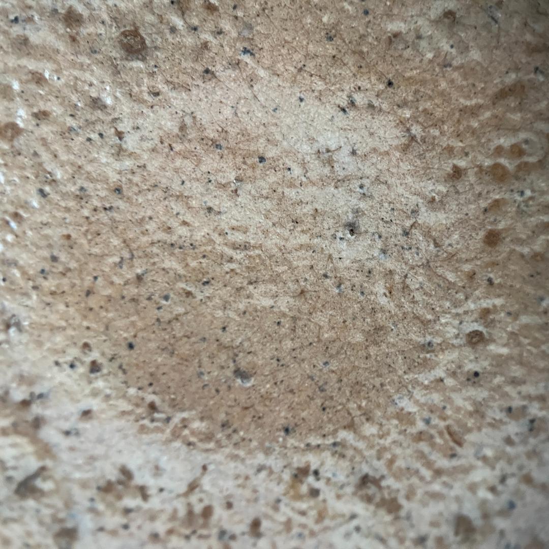 唐津茶碗 伝来記載箱・仕覆付 口部金繕い 高5.5cm φ14.0cm