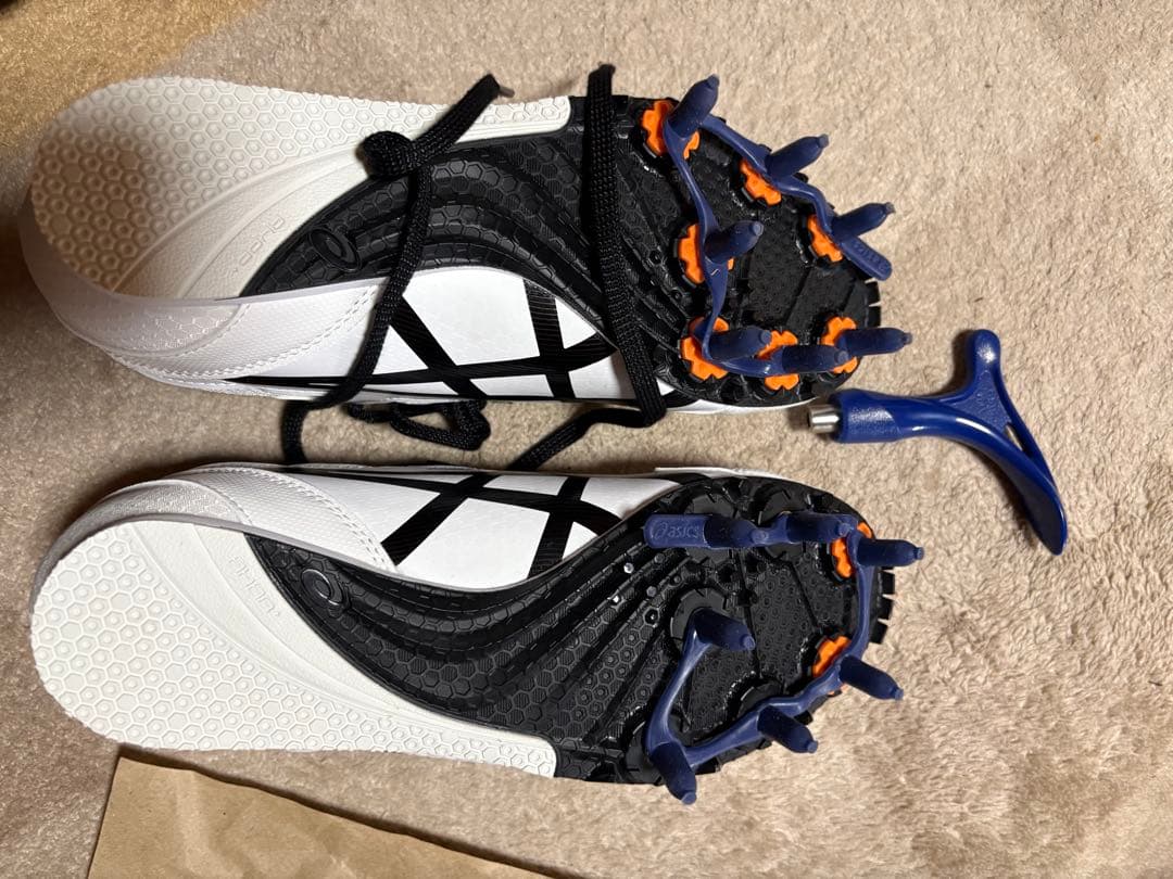 ASICS EFFORT13 スパイクシューズ ホワイト/ブラック　25.0