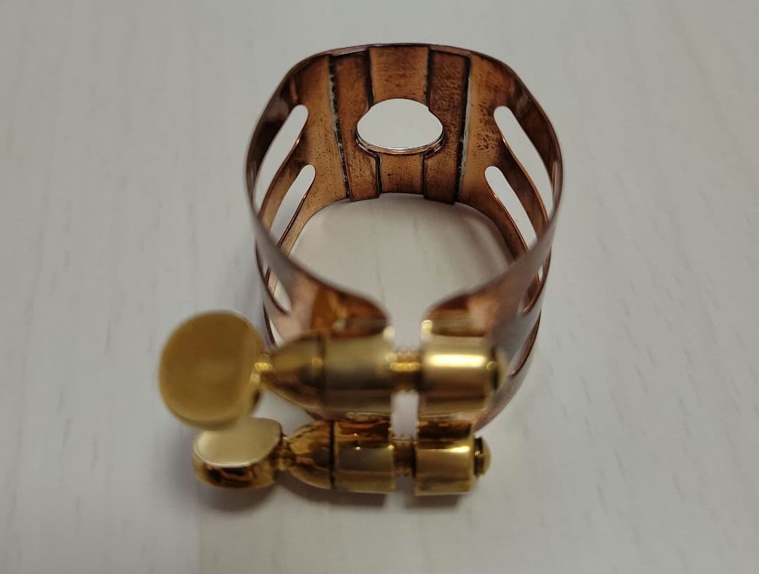 WOOD STONE Copper(アルト·セルマー·ラバー用)　リガチャー