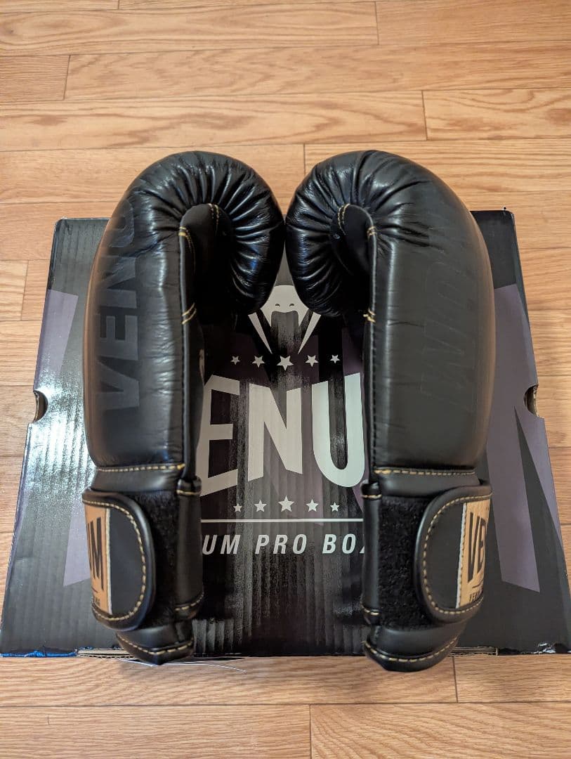 Venum ヴェナム プロボクシンググローブ SHIELD PRO 10 oz